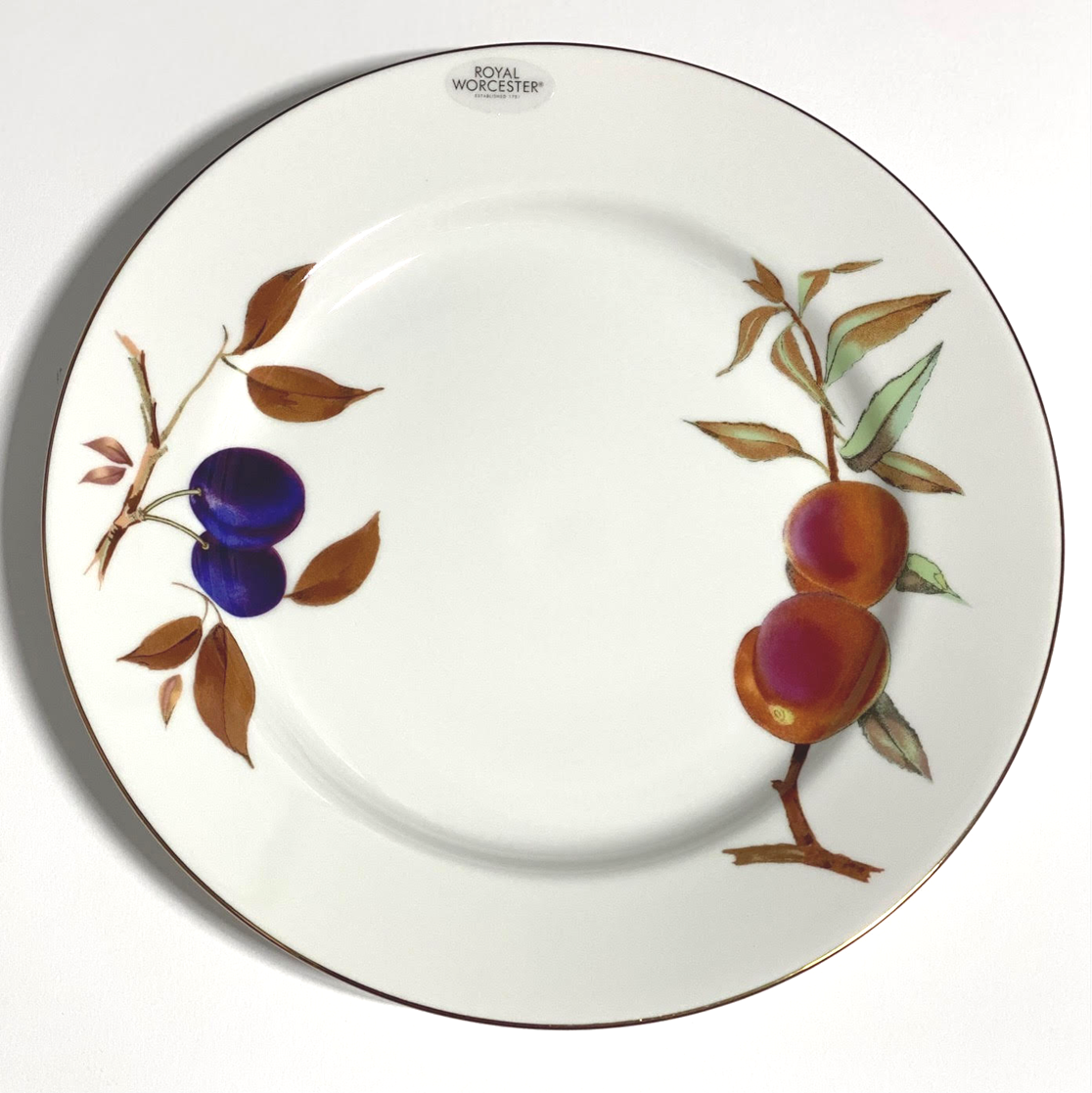 Royal worcester cheap dinner plates